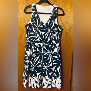 $10 SUMMER SALE Ashley Graham Sleeveless Dress